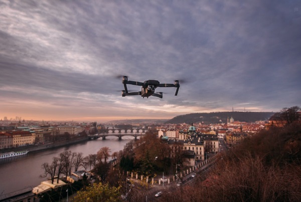 無人機(jī)技術(shù)在建筑行業(yè)的應(yīng)用有什么優(yōu)勢(圖2) F1.jpg