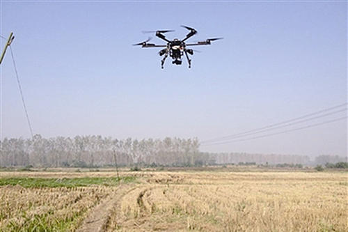 千里眼無(wú)人機(jī)監(jiān)控焚燒秸稈污染環(huán)境行為(圖2)